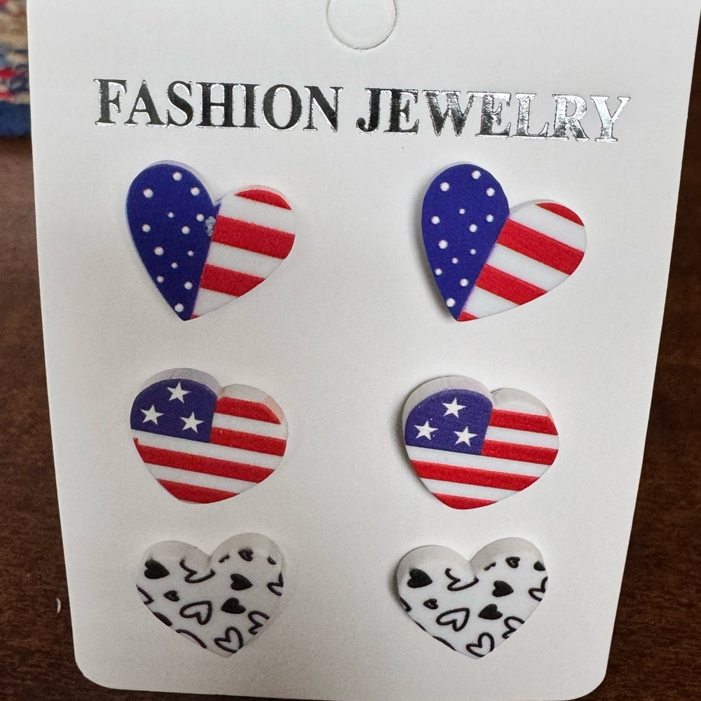Heart-Shaped American Flag and Black Heart Earrings Set